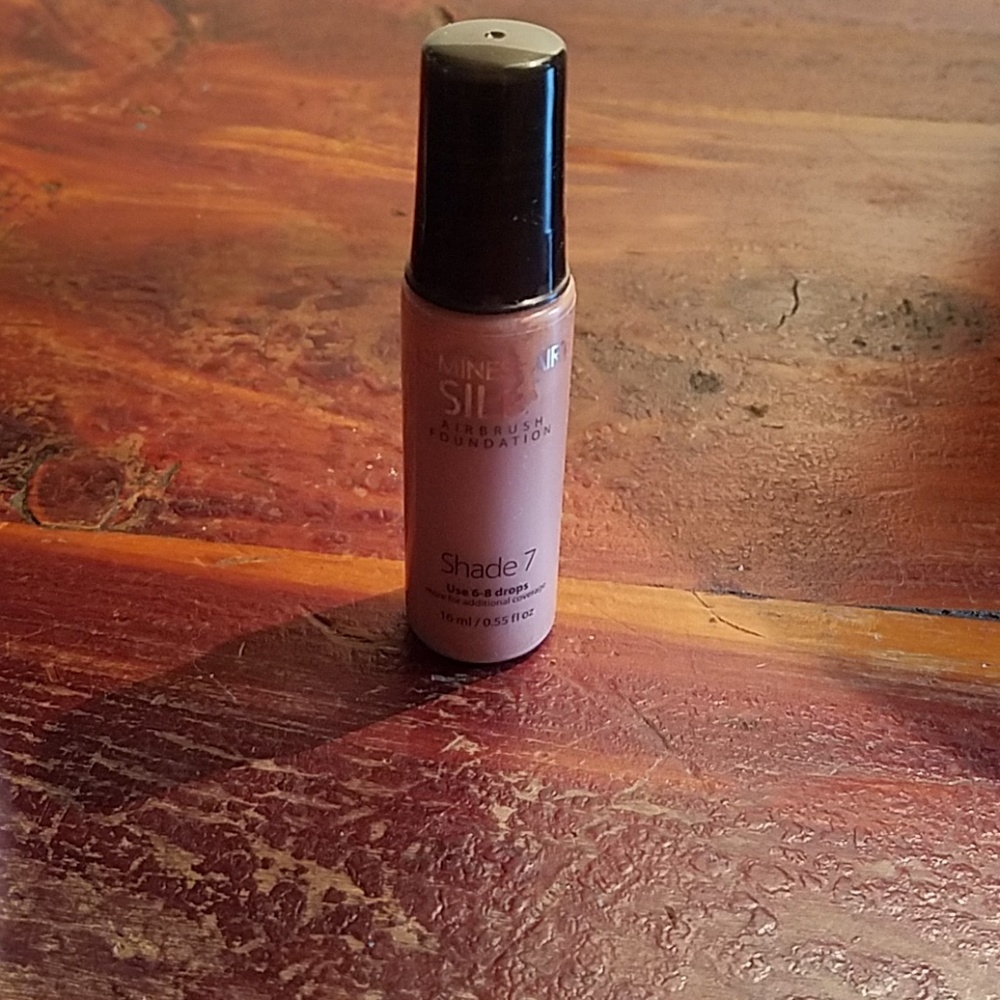 Luminess air brush foundation Silk